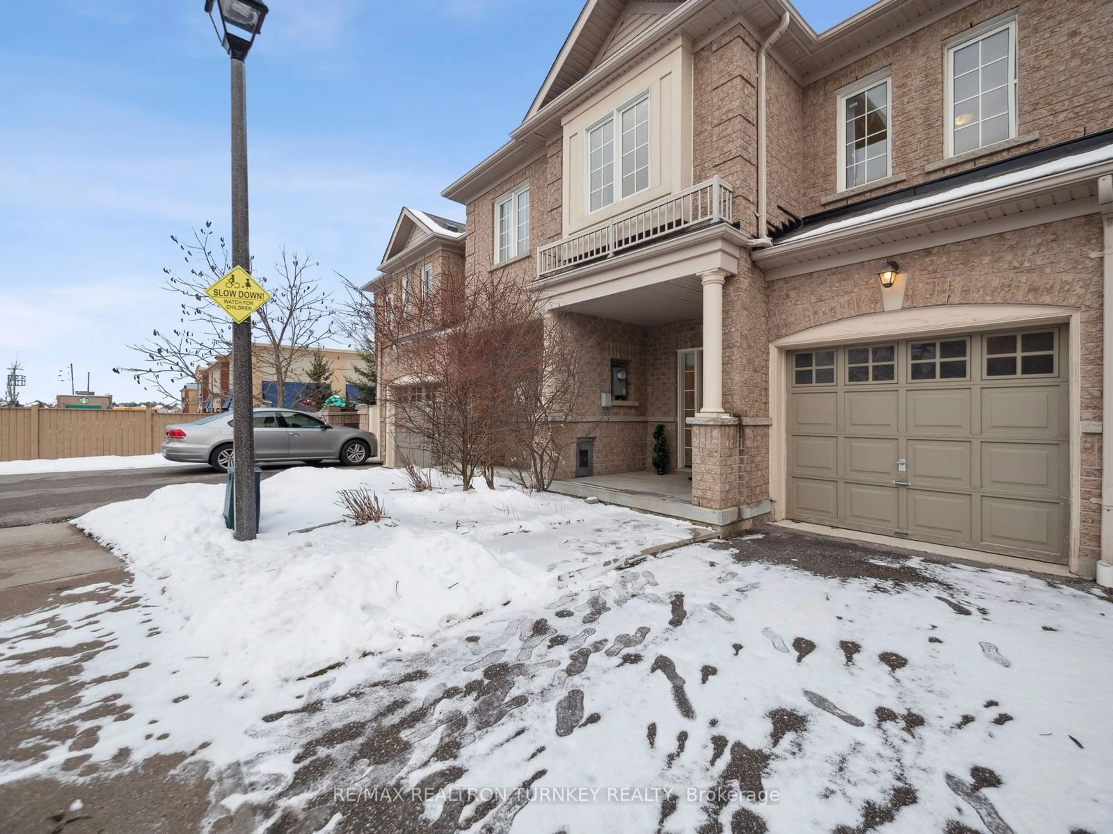 Unknown for 22 Maidstone Way, Whitby Ontario L1R 0L7