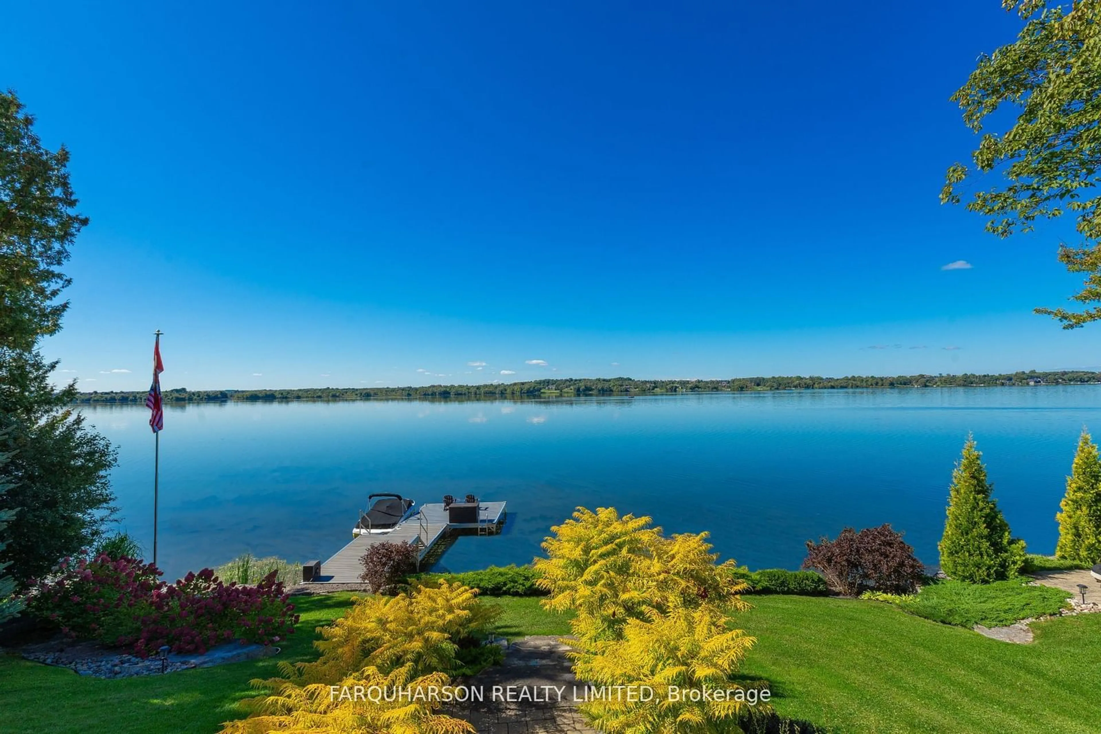 A pic from outside/outdoor area/front of a property/back of a property/a pic from drone, water/lake/river/ocean view for 100 Ambleside Dr, Scugog Ontario L9L 1B4