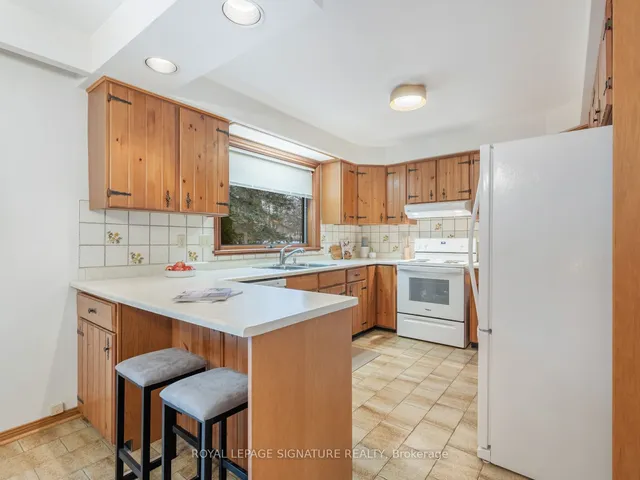 Additional property image - 14 Bathgate Dr