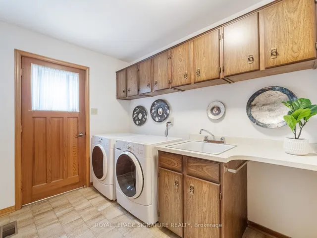 Additional property image - 14 Bathgate Dr