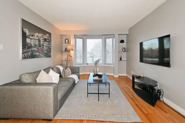 Additional property image - 45 Birchmount Rd Unit 10
