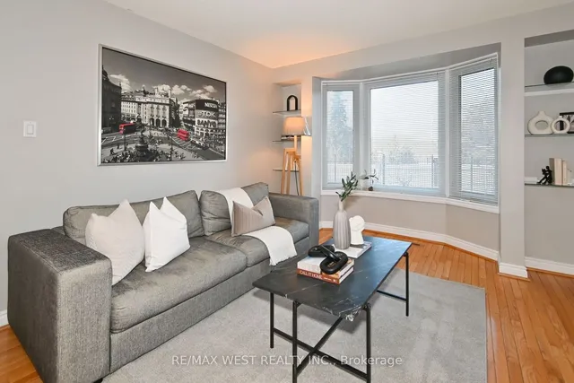 Additional property image - 45 Birchmount Rd Unit 10