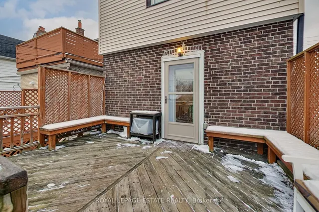 Additional property image - 10 Amroth Ave