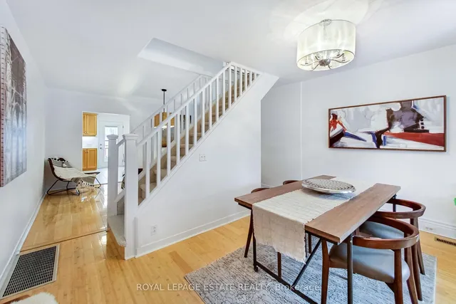 Additional property image - 10 Amroth Ave