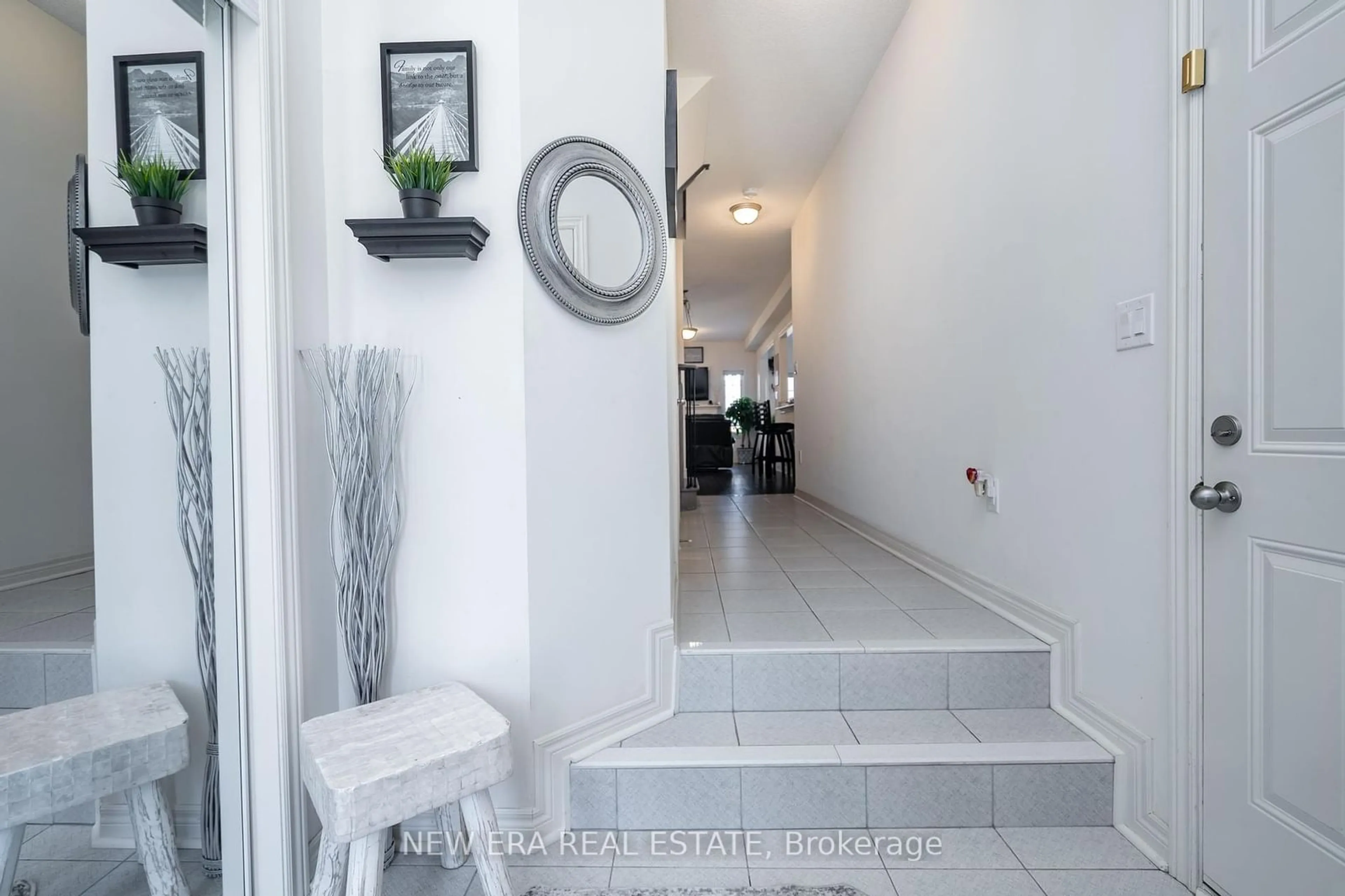 Indoor foyer for 42 Jevons Dr, Ajax Ontario L1Z 0T5