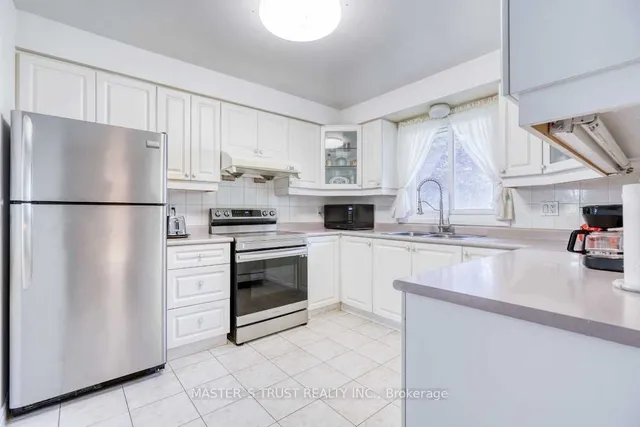 Additional property image - 1 Prince Hal Cres