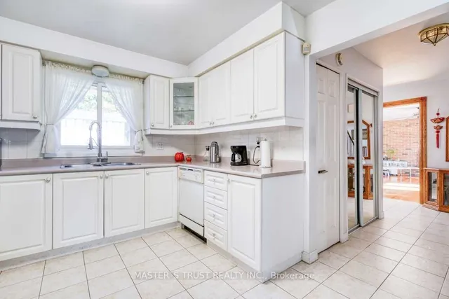 Additional property image - 1 Prince Hal Cres