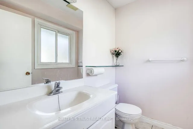 Additional property image - 1 Prince Hal Cres