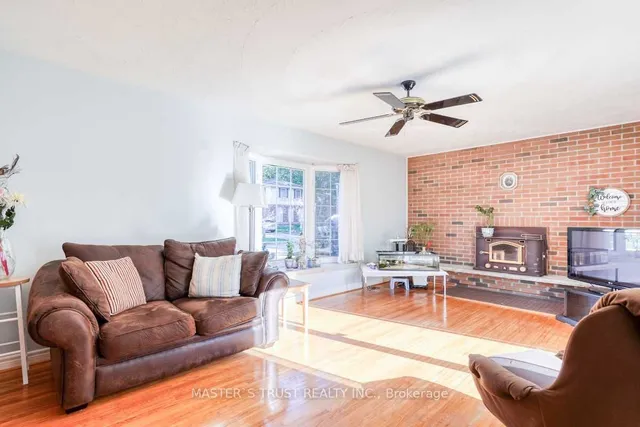 Additional property image - 1 Prince Hal Cres