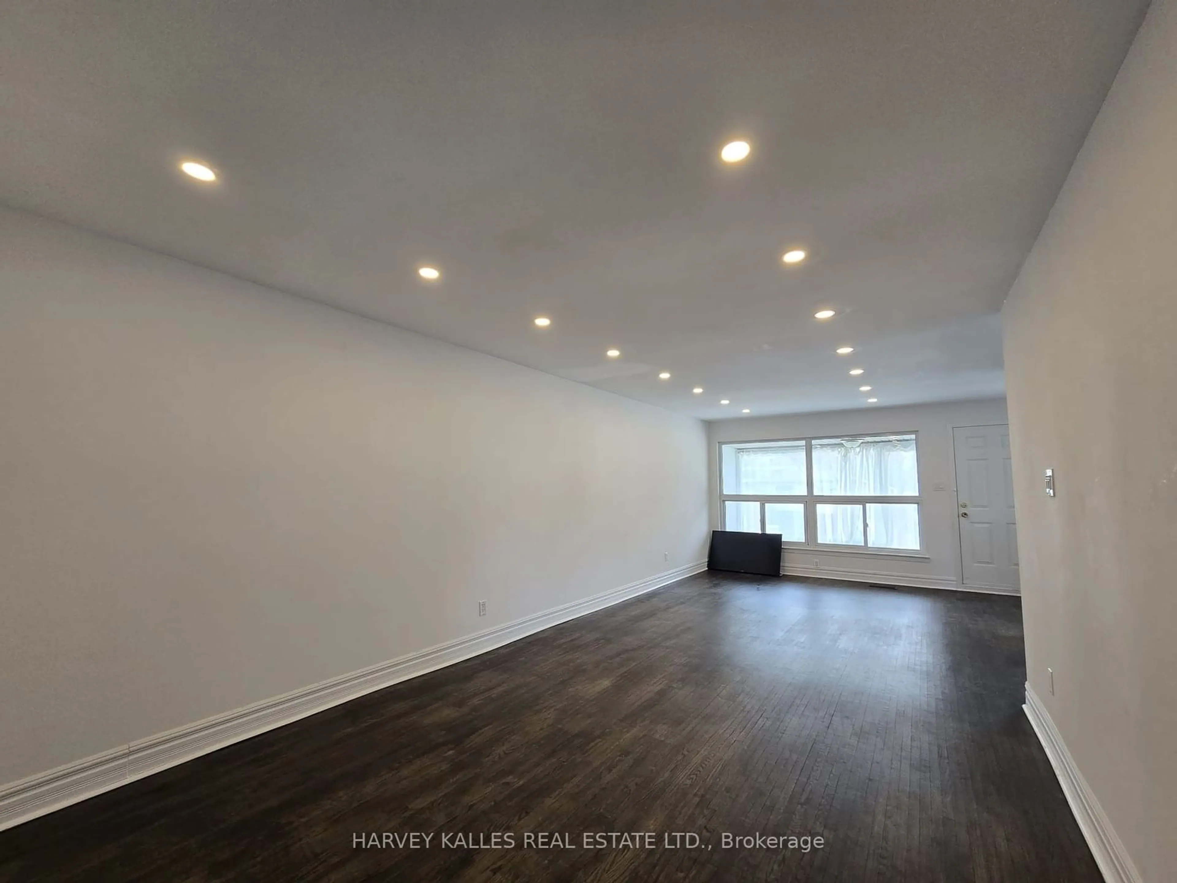 A pic of a room for 27 Glenstroke Dr, Toronto Ontario M1S 3A1