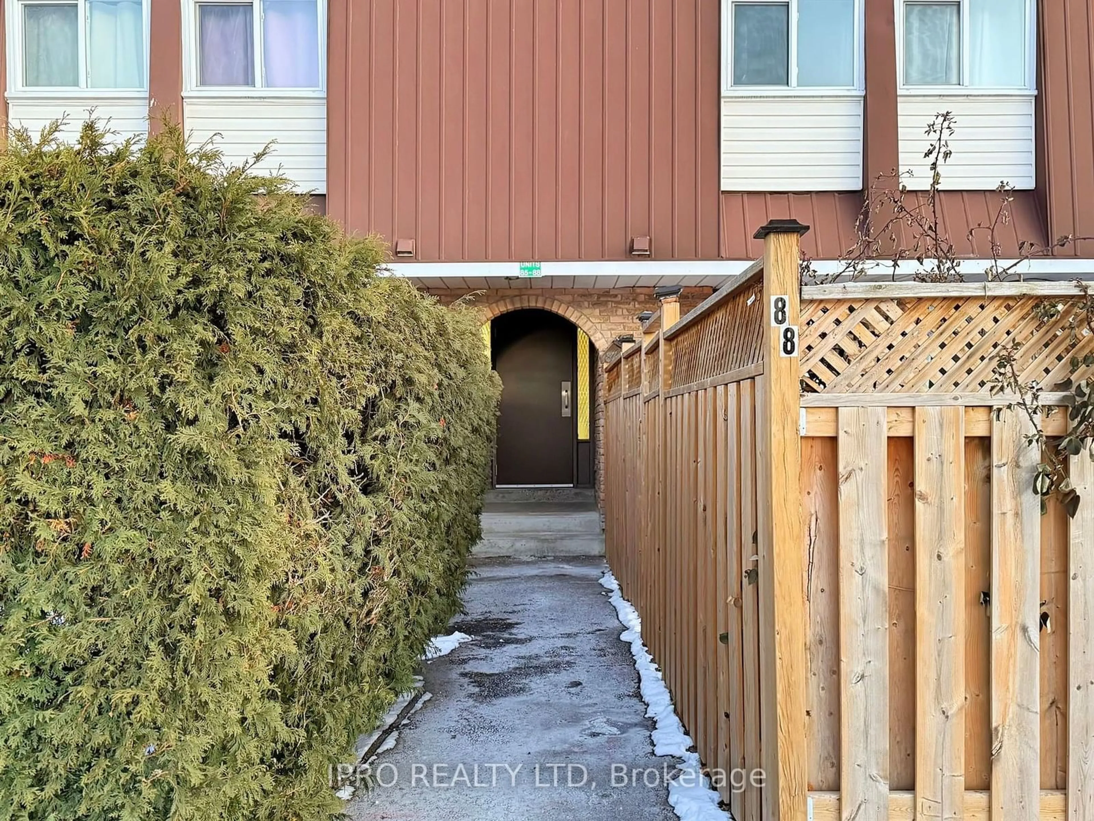 Unknown for 1333 Mary St #87, Oshawa Ontario L1G 6Z3