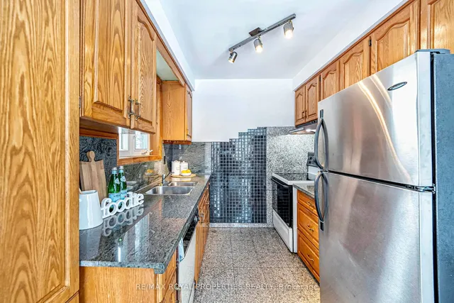 Additional property image - 18 Shoreview Dr