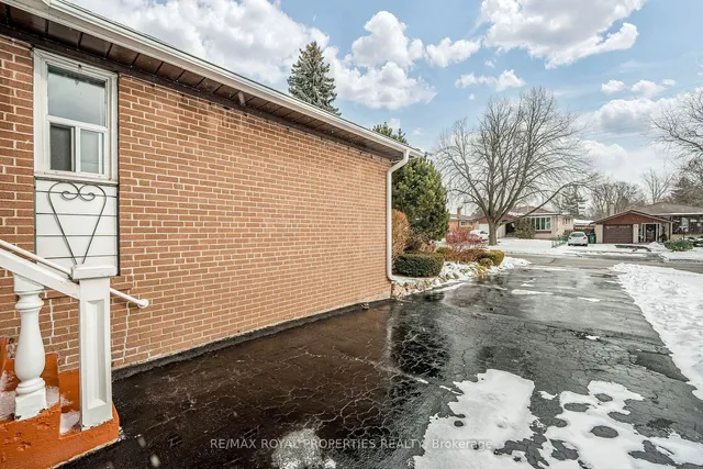 Additional property image - 18 Shoreview Dr
