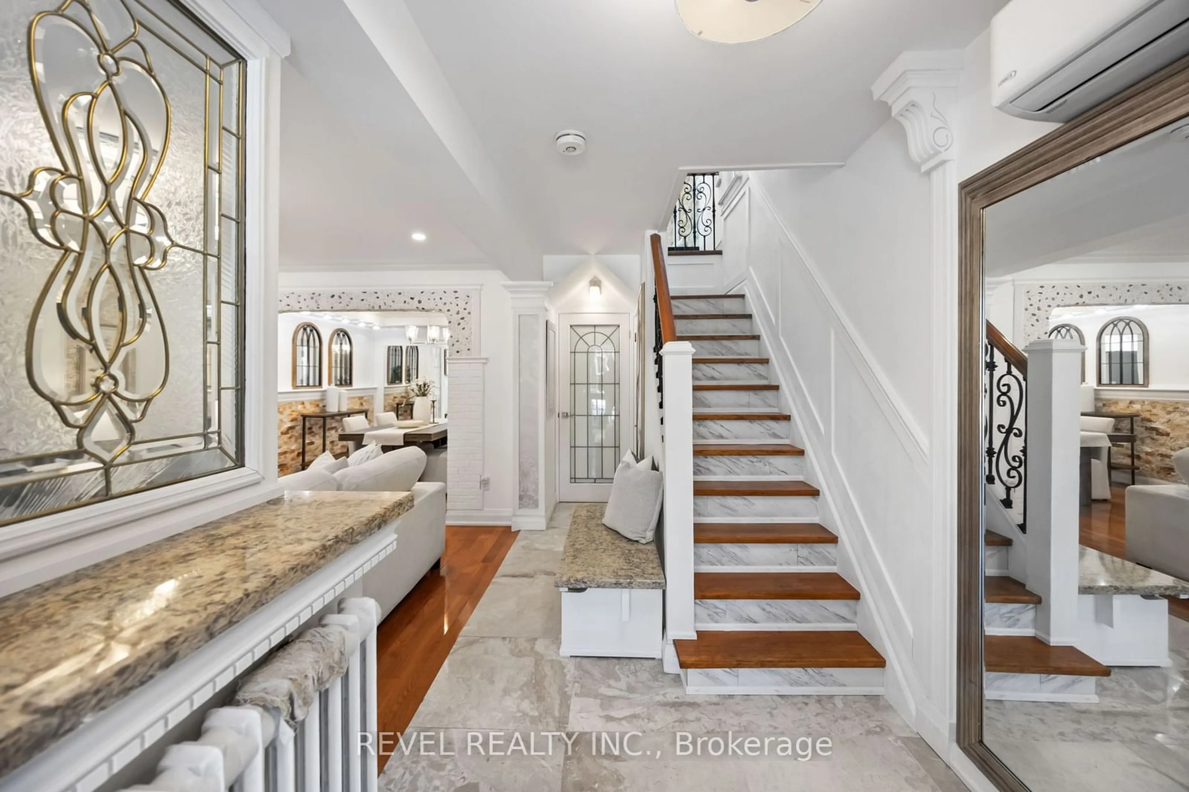 Indoor entryway for 96 Highfield Rd, Toronto Ontario M4L 2V1