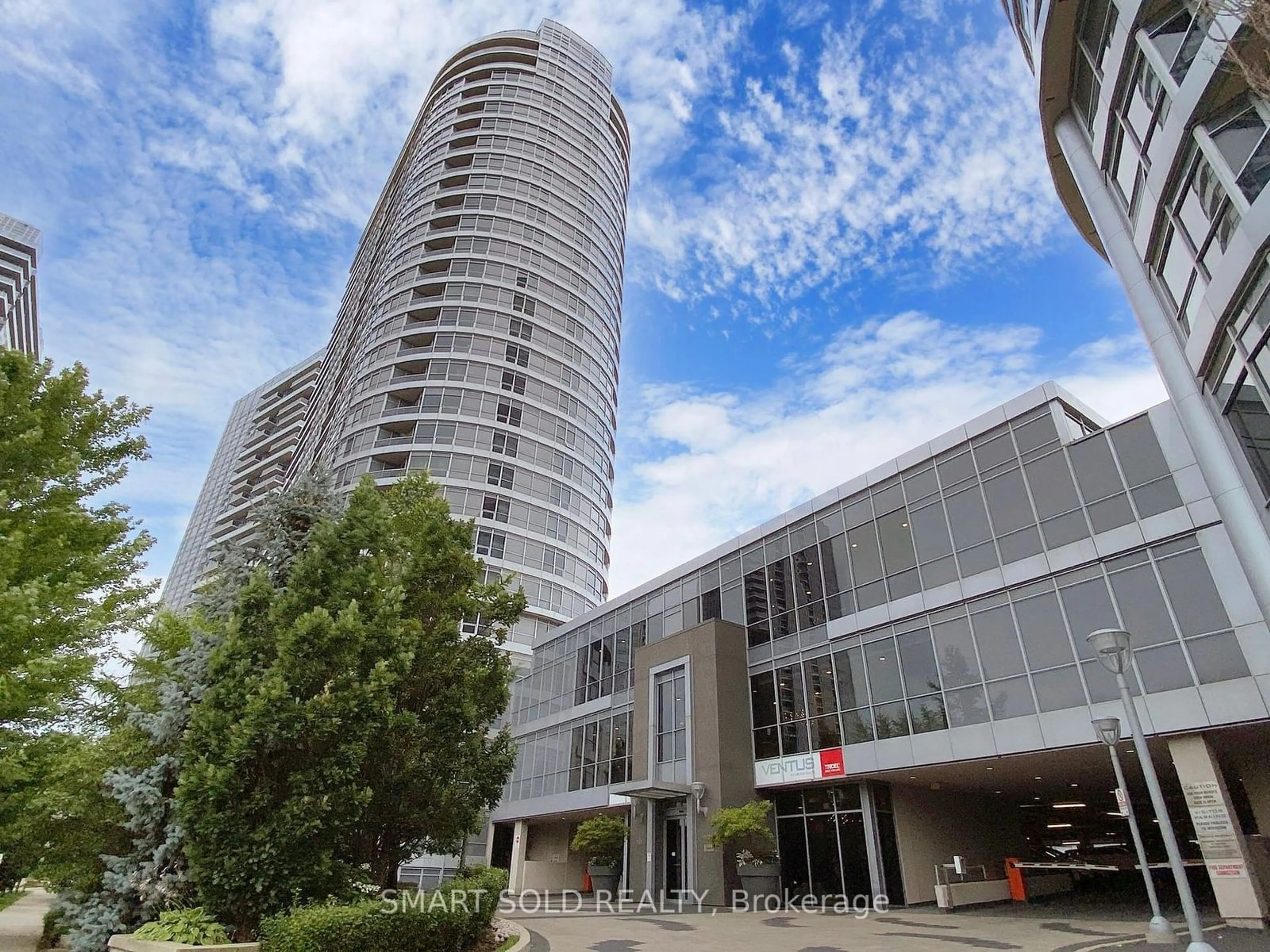 Indoor foyer for 181 Village Green Sq #PH12, Toronto Ontario M1S 0K6