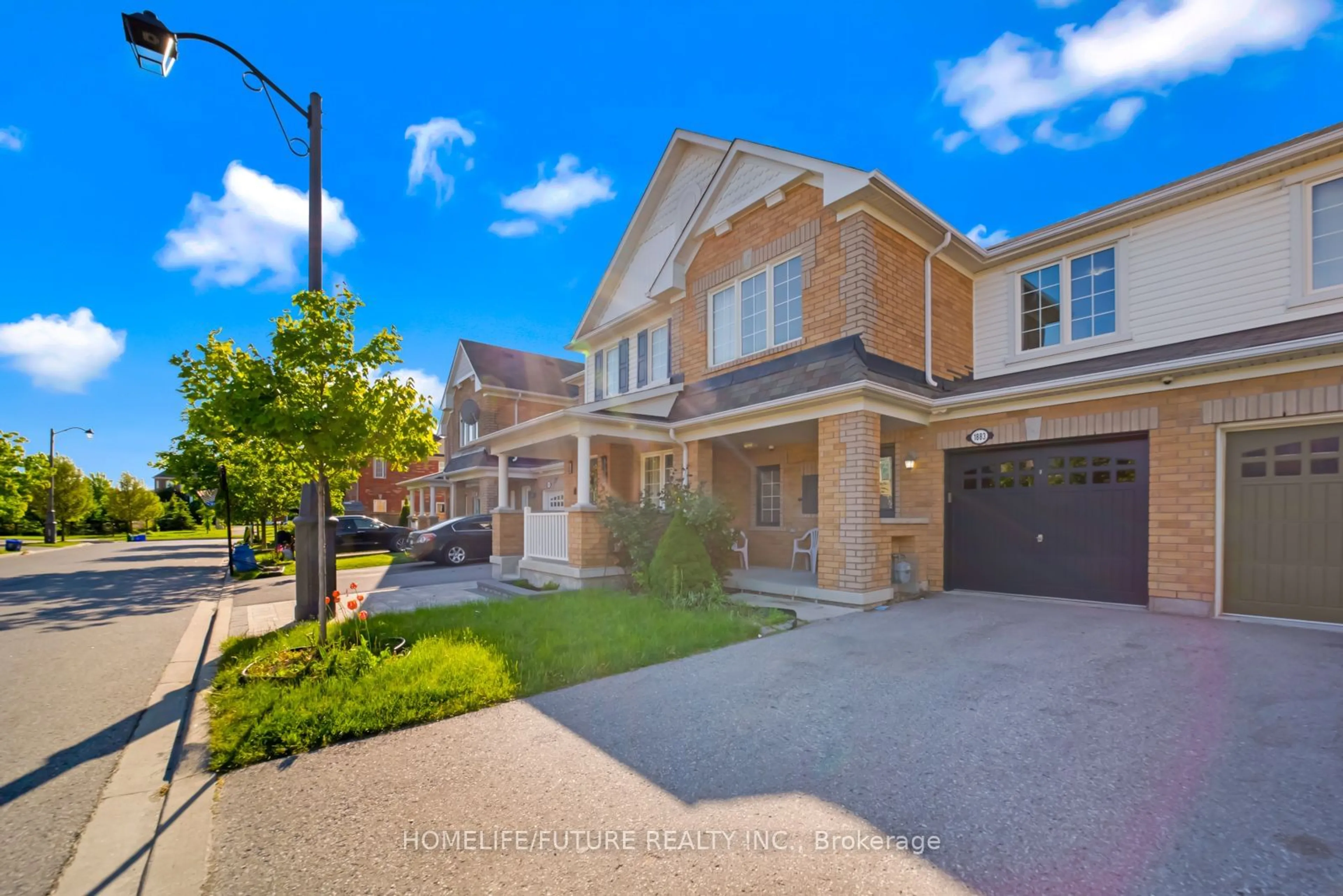 Unknown for 1883 Liatris Dr, Pickering Ontario L1X 0A4