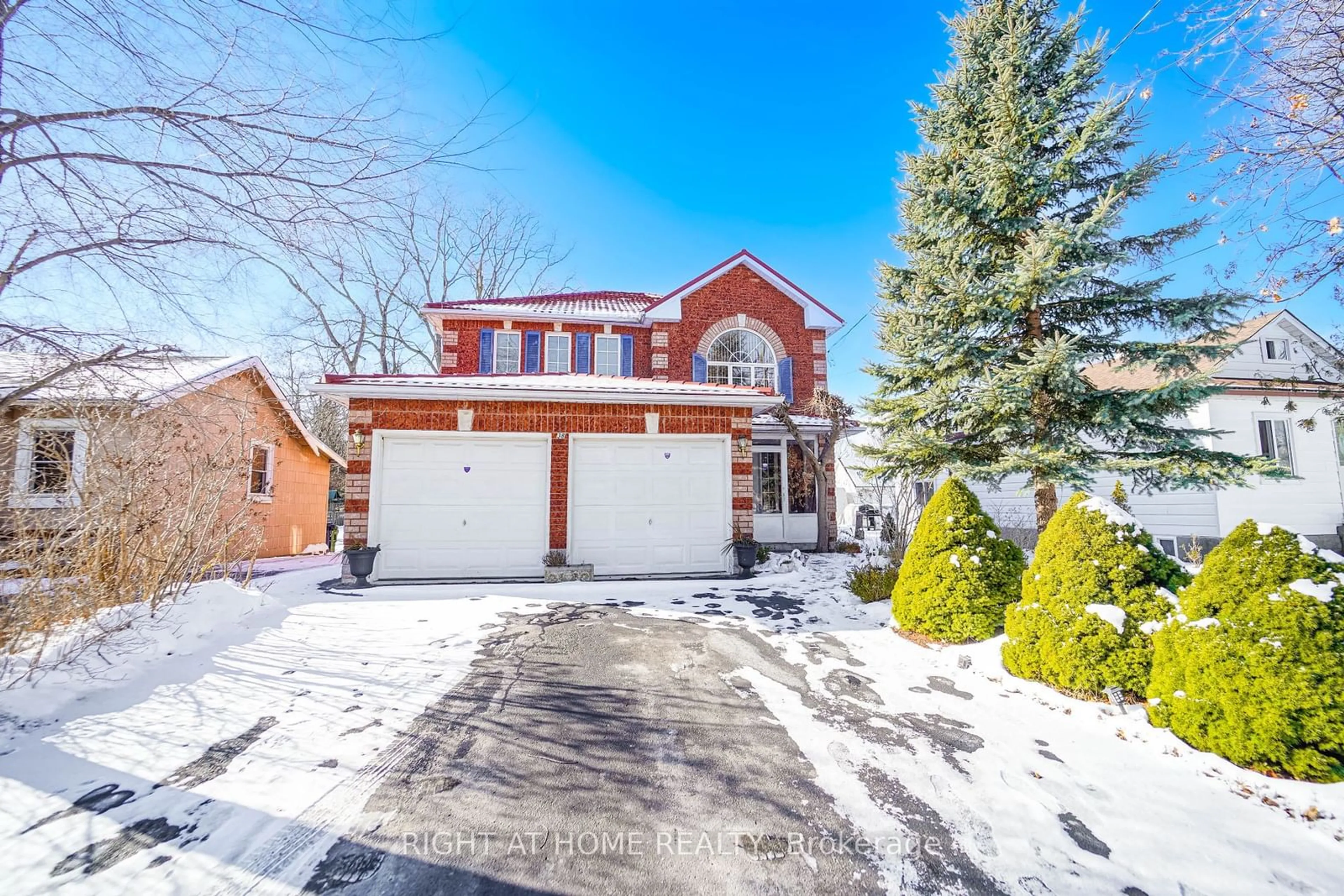 Home with brick exterior material, street for 38 Rodda Blvd, Toronto Ontario M1E 2Z6