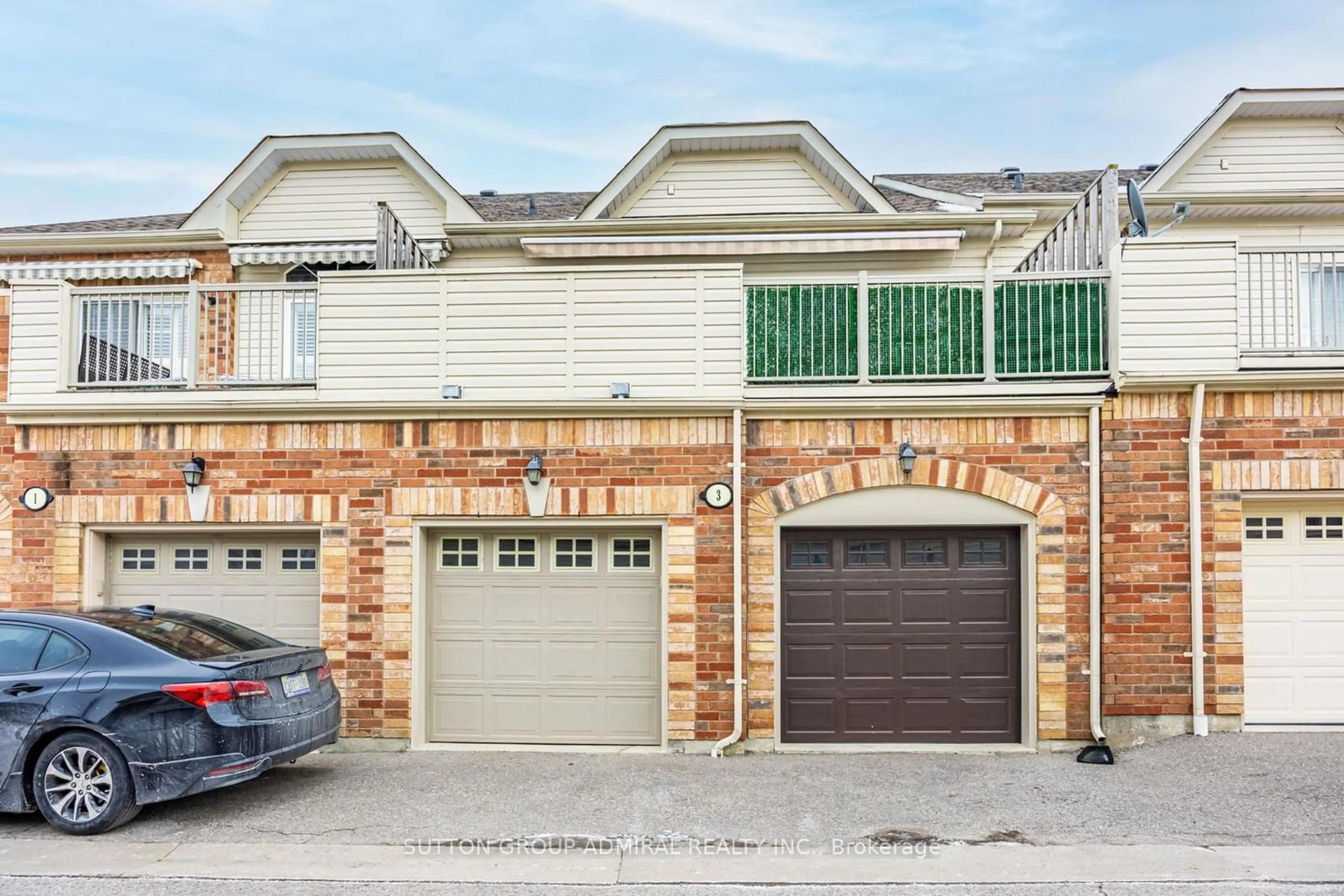 Home with brick exterior material, street for 3 Cheltonwood Way, Whitby Ontario L1R 0C9