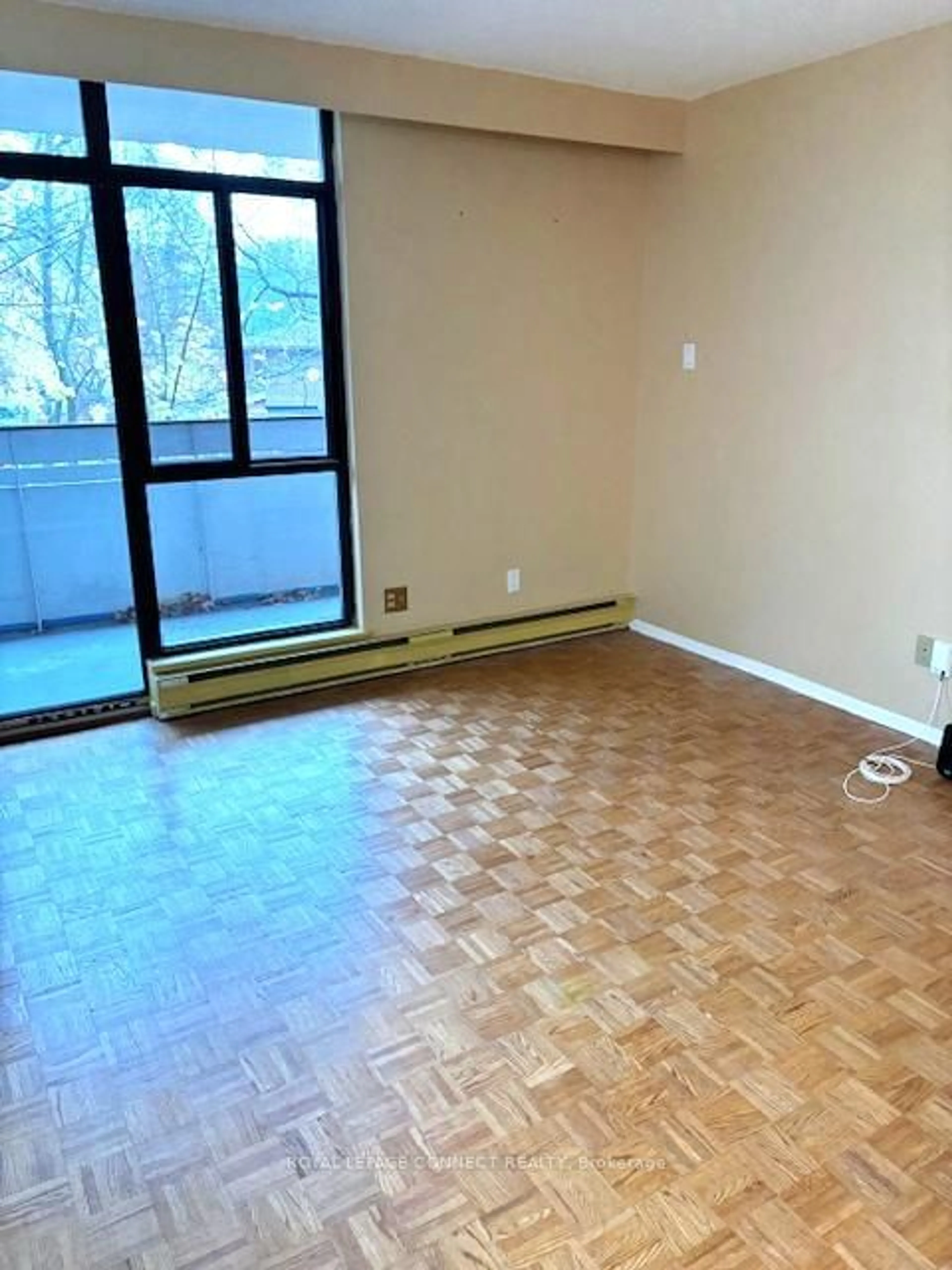 A pic of a room for 50 Old Kingston Rd #5-213, Toronto Ontario M1E 4Y1