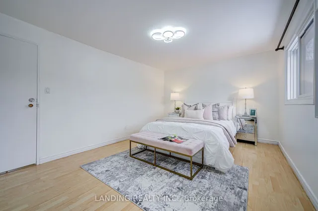 Additional property image - 210 Sprucewood Crt