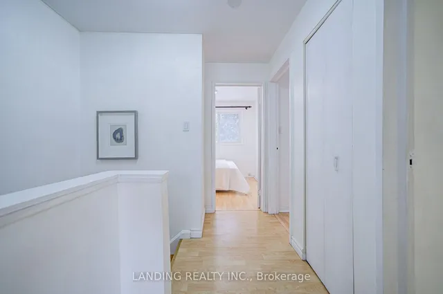 Additional property image - 210 Sprucewood Crt