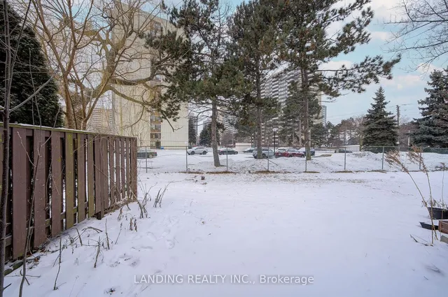 Additional property image - 210 Sprucewood Crt