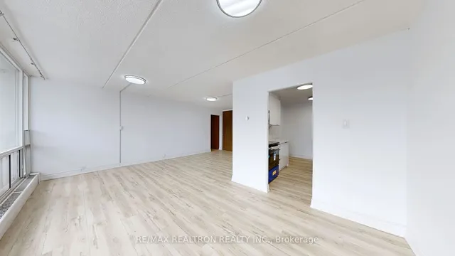 Additional property image - 2 Glamorgan Ave Unit 605