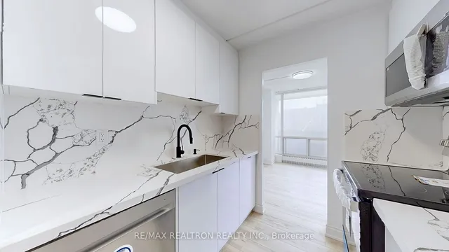 Additional property image - 2 Glamorgan Ave Unit 605