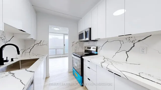 Additional property image - 2 Glamorgan Ave Unit 605