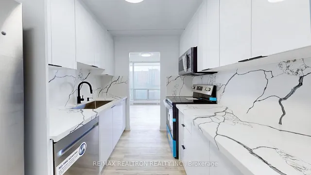 Additional property image - 2 Glamorgan Ave Unit 605