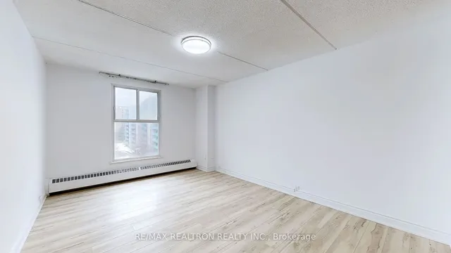 Additional property image - 2 Glamorgan Ave Unit 605