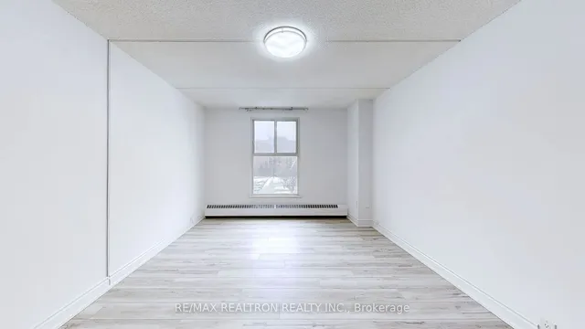 Additional property image - 2 Glamorgan Ave Unit 605