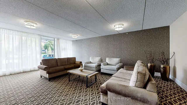 Additional property image - 2 Glamorgan Ave Unit 605