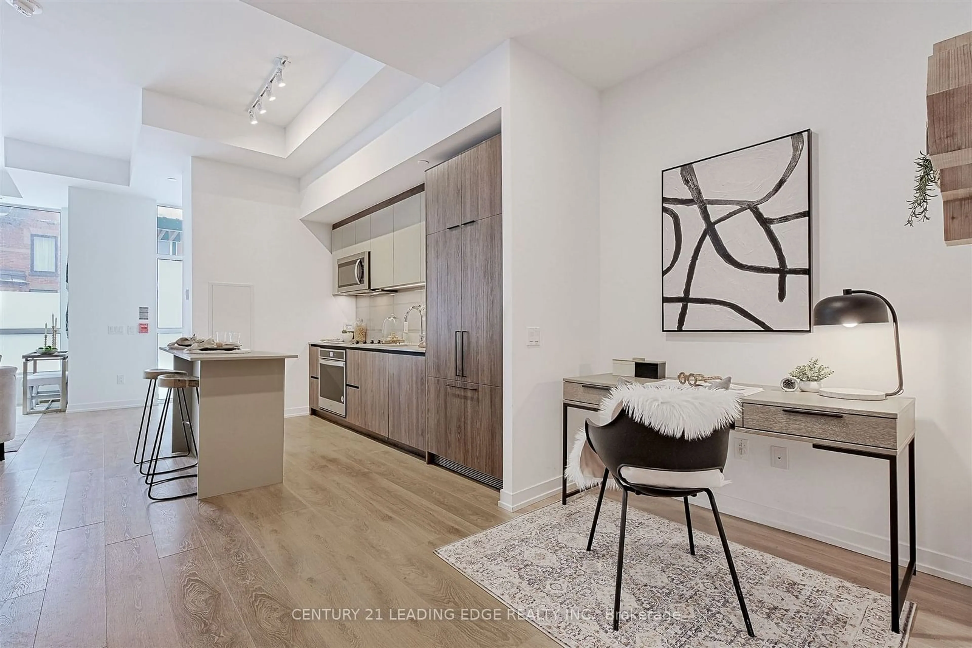 Open concept kitchen, unknown for 164 Logan Ave #TH127, Toronto Ontario M4M 2N2