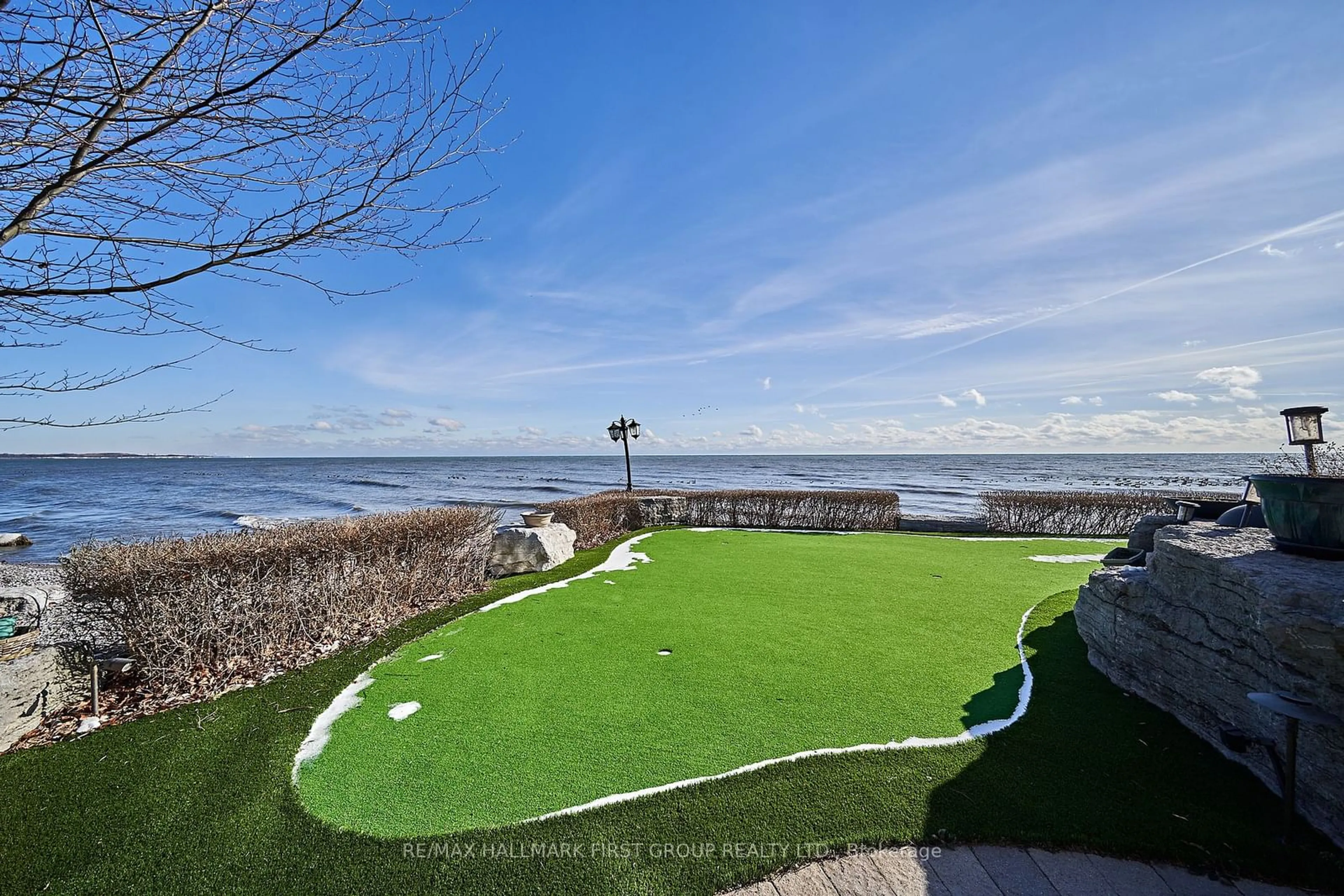 Patio, water/lake/river/ocean view for 14 Ontoro Blvd, Ajax Ontario L1Z 1X6