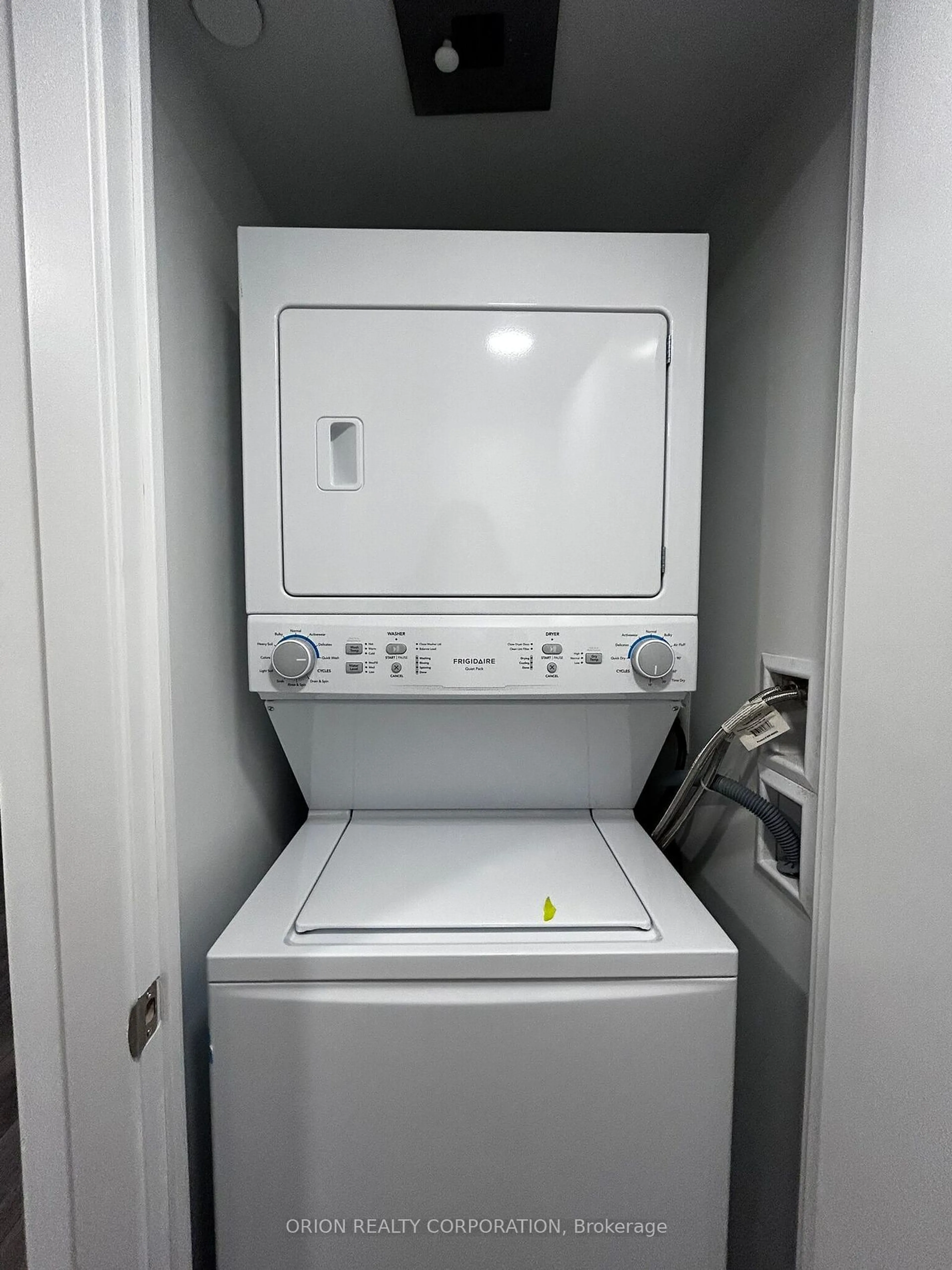 Laundry room for 1455 Celebration Dr #304, Pickering Ontario L1W 0C3