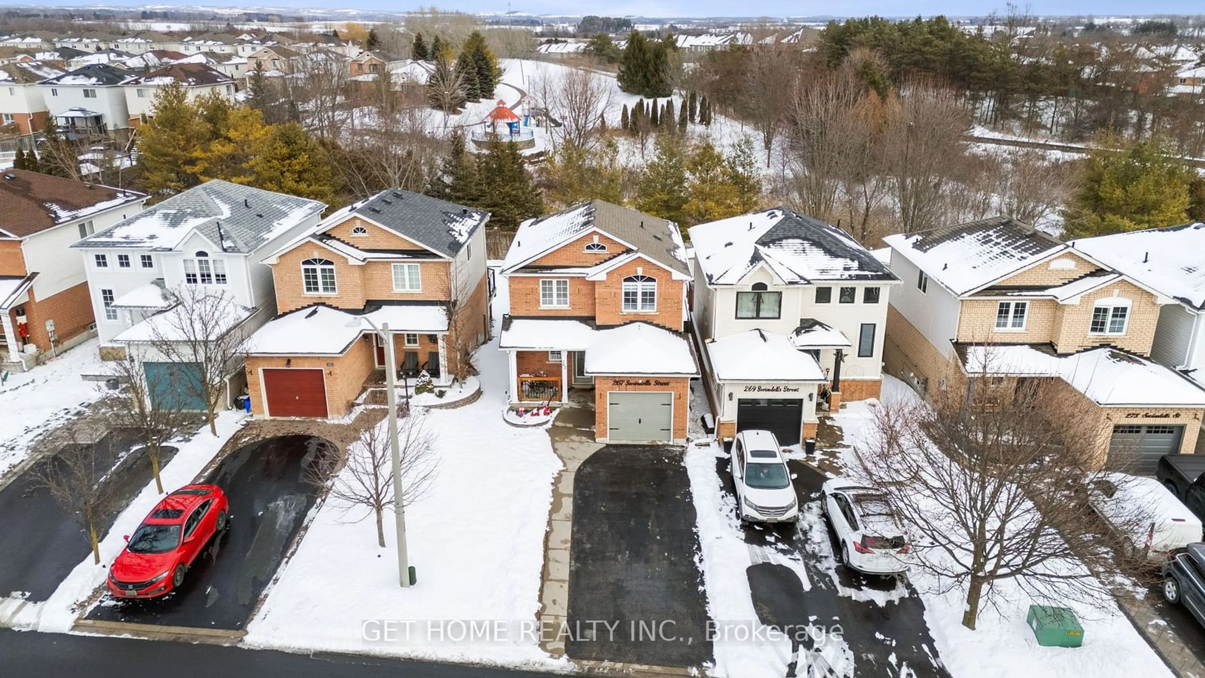 A pic from outside/outdoor area/front of a property/back of a property/a pic from drone, street for 267 Swindells St, Clarington Ontario L1C 5G7