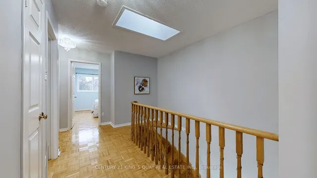 Additional property image - 77 Roxanne Cres