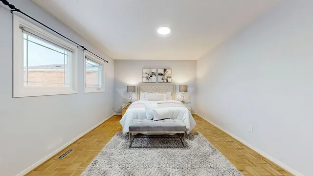 Additional property image - 77 Roxanne Cres