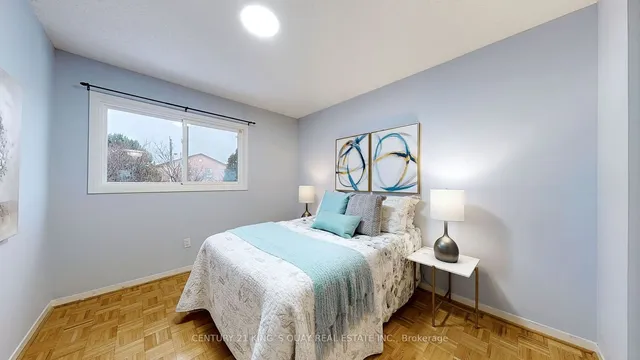 Additional property image - 77 Roxanne Cres