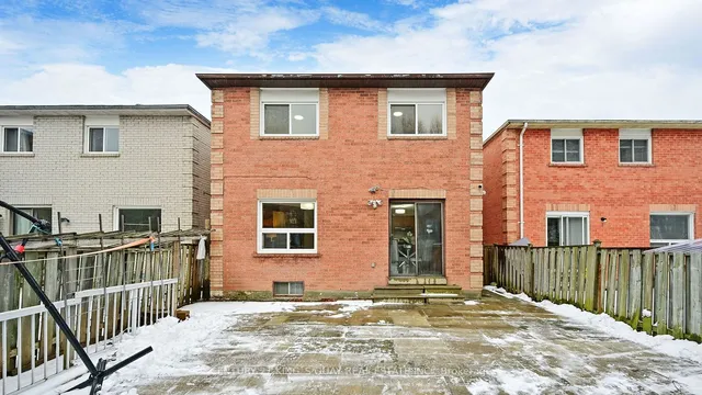 Additional property image - 77 Roxanne Cres