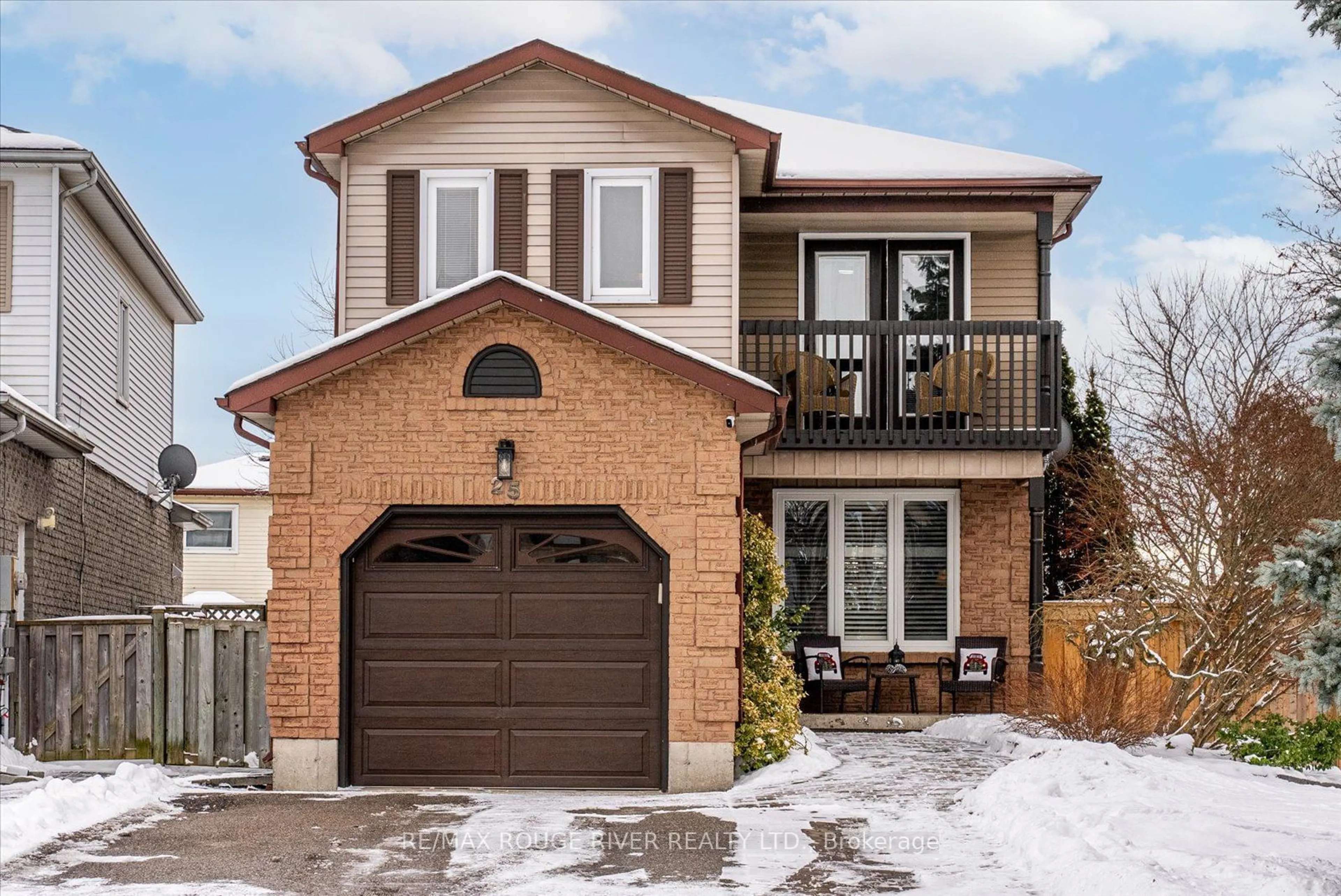 Home with brick exterior material, street for 25 Birchfield Crt, Clarington Ontario L1E 1M4