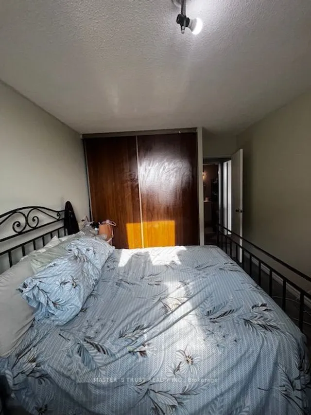 Additional property image - 100 Prudential Dr Unit 610