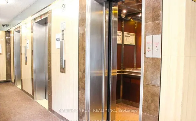 Additional property image - 100 Prudential Dr Unit 610