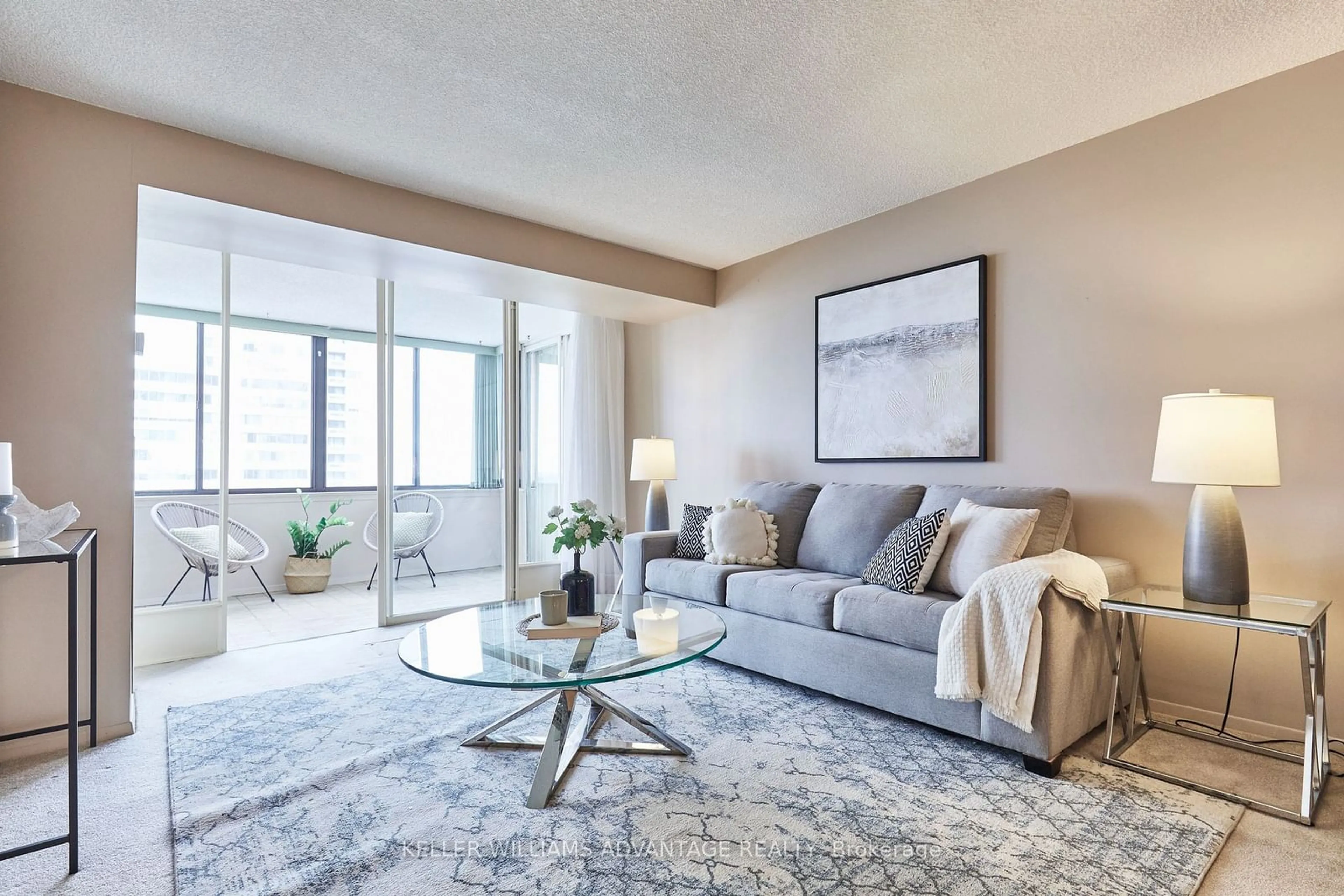 Living room with furniture, carpet floor for 2330 Bridletowne Circ #1105, Toronto Ontario M1W 3P6