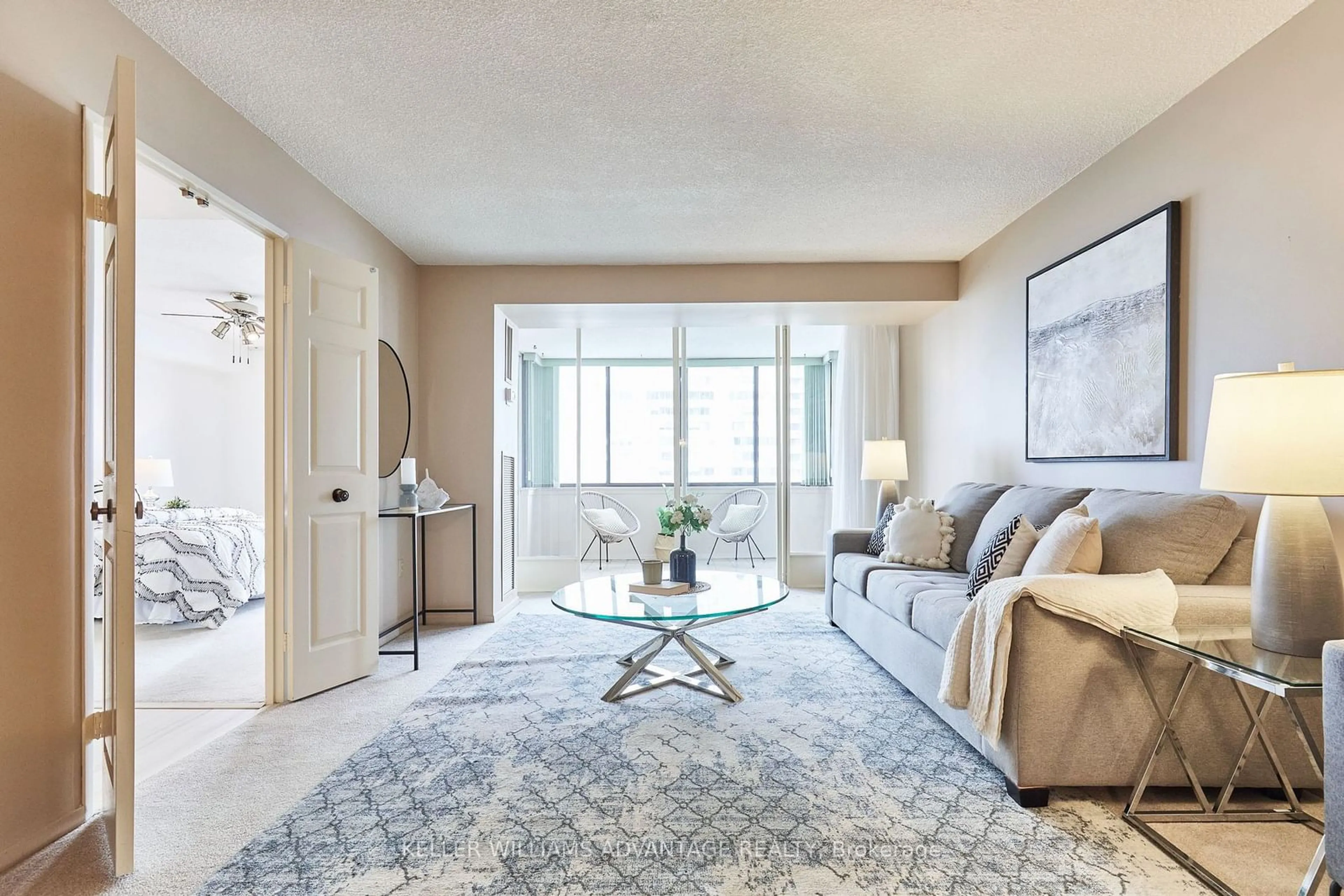 Living room with furniture, carpet floor for 2330 Bridletowne Circ #1105, Toronto Ontario M1W 3P6