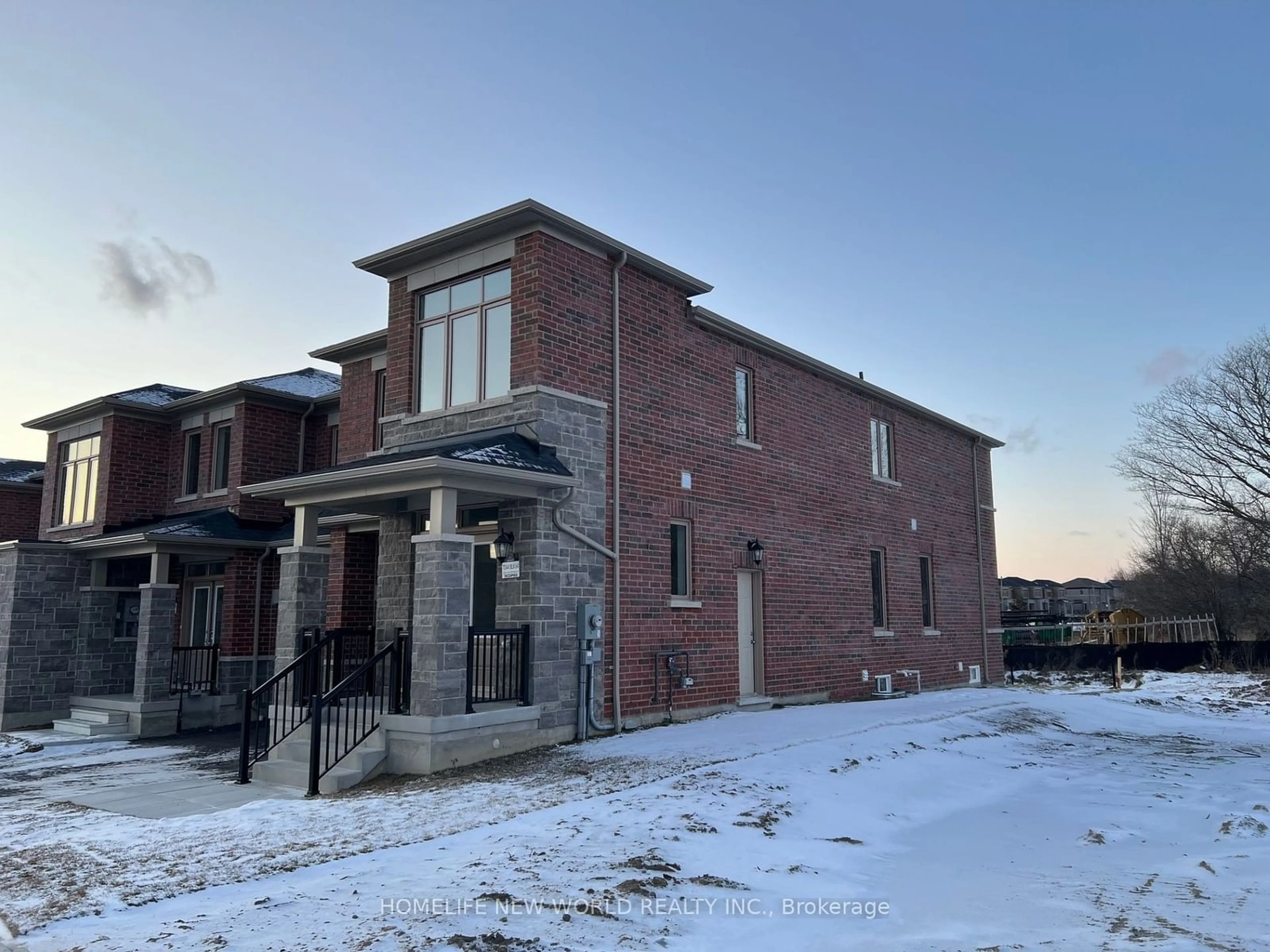 Home with brick exterior material, building for 2896 SHORTREED Gdns, Pickering Ontario L1X 0R6