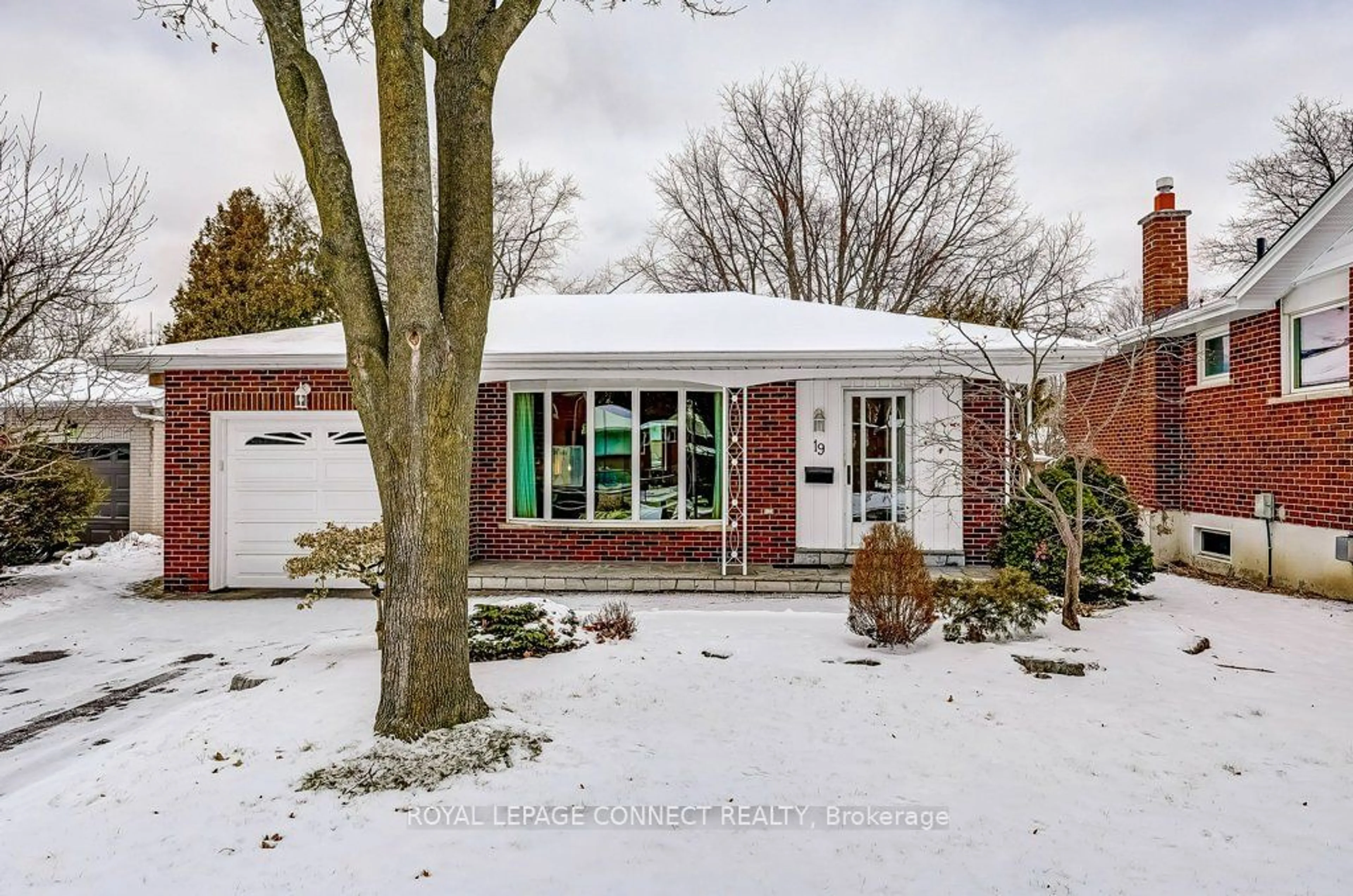 Home with brick exterior material, street for 19 Rodarick Dr, Toronto Ontario M1C 1W4