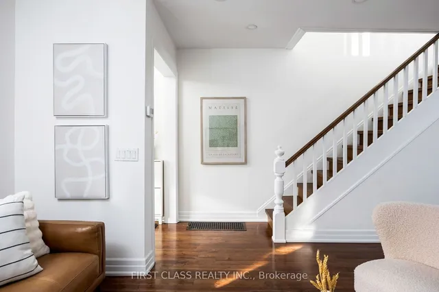 Additional property image - 121 Galt Ave