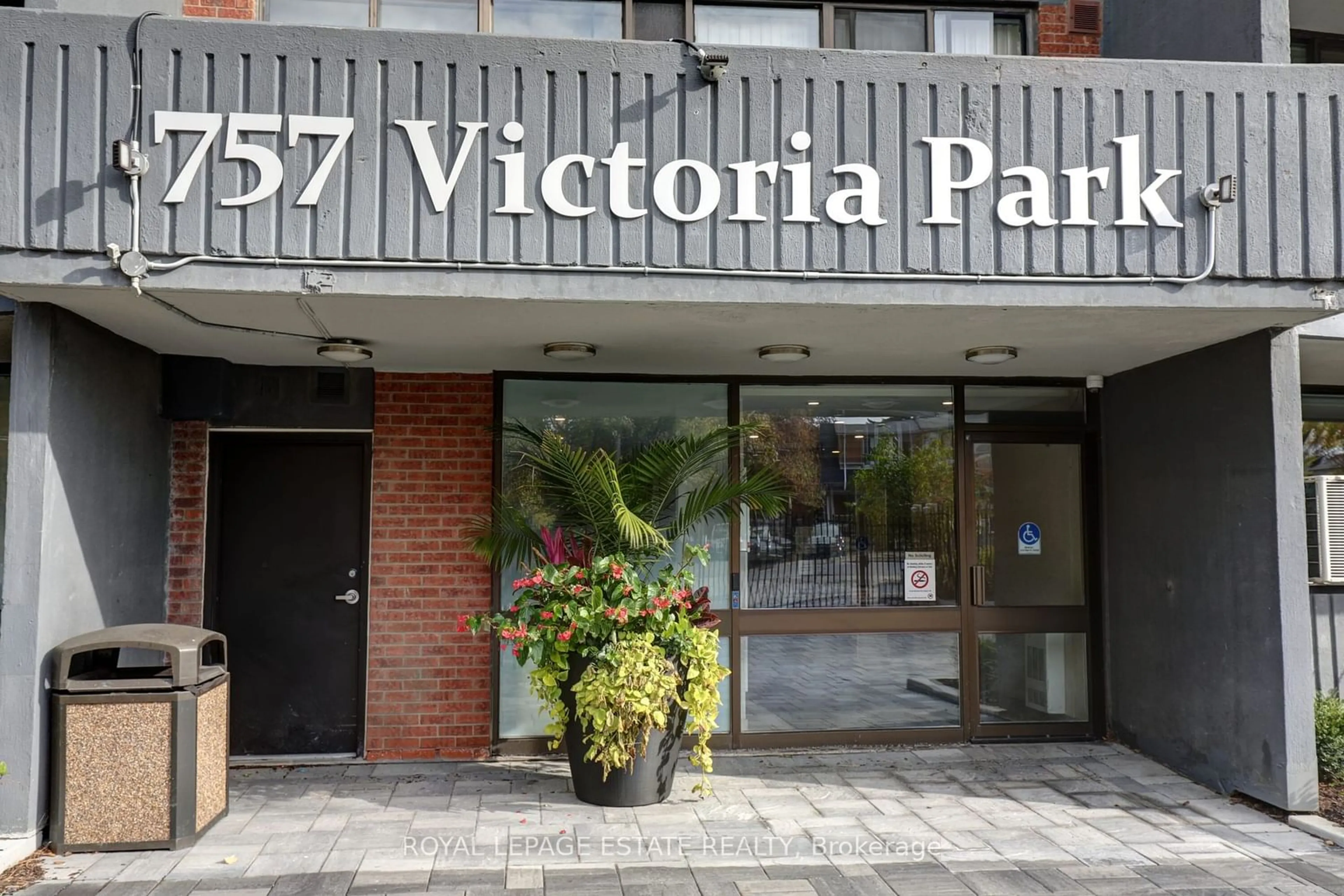 Unknown for 757 Victoria Park Ave #906, Toronto Ontario M4C 5N8